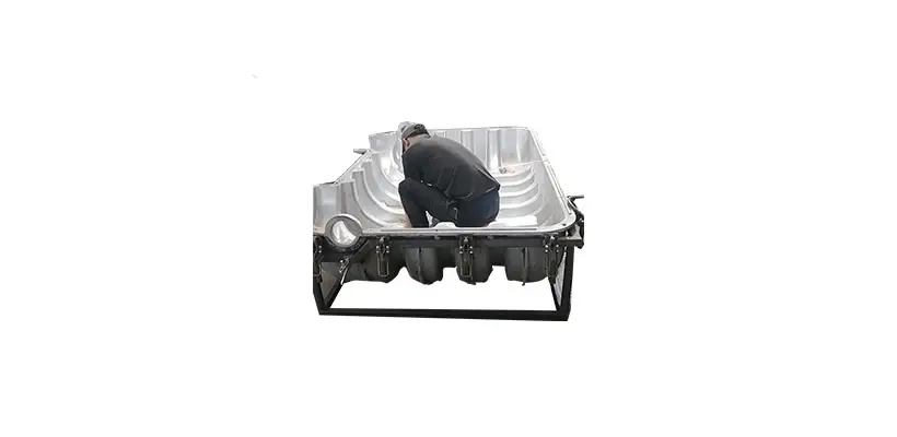 Rotational molding manufacturers tell about the performance of plastic water tank products