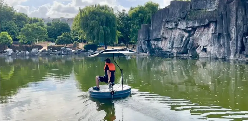 Autumn Lure Fishing: A Peaceful Date with Nature