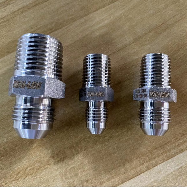 Raccord de tube hydraulique évasé JIC NAI-LOK en acier inoxydable, droit, diamètre extérieur du tube 3/8" JIC mâle x 3/8-18 NPTF mâle