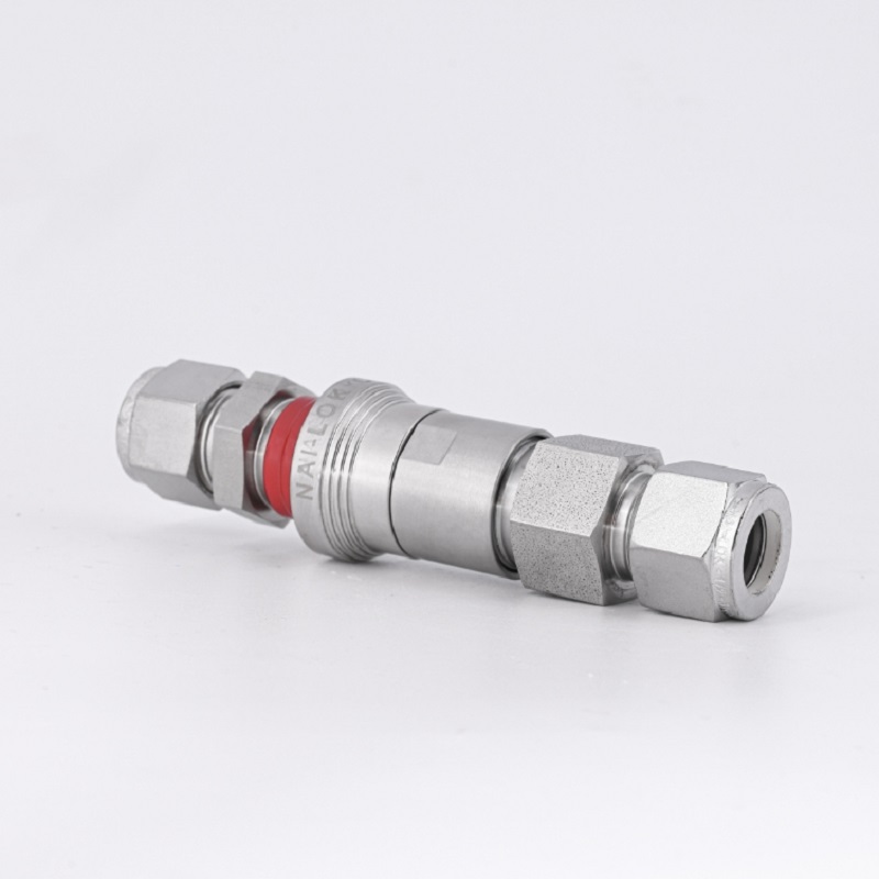 Inventori Besar Kilang Keluli Tahan Karat 316 Sambungan Pantas Tekanan Tinggi 3000psi 1/8 OD Akhir Wanita SS316 Gandingan Pantas