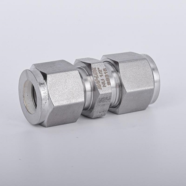 Raccord réducteur NAI-LOK 1/4 à 1/8 pour tubes