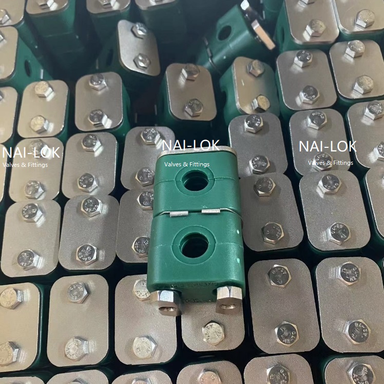 NAI-LOK Double Pipe Calmp Two Tube Clamp Galvanized Carbon Steel Hex Bolts Light PPR
