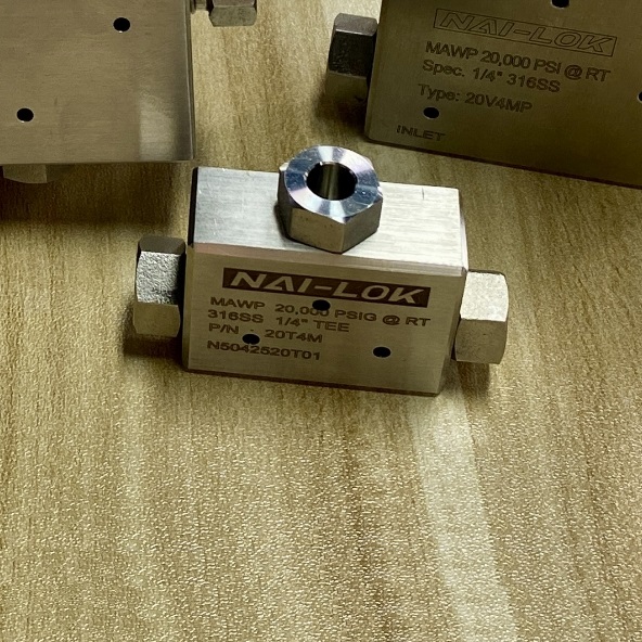 Ultra High Pressure 20,000 PSI Autoclave Butech HIP Type 1/4" & 9/16" OD Gland Ferrule Sleeve Collar 3-Way Tee