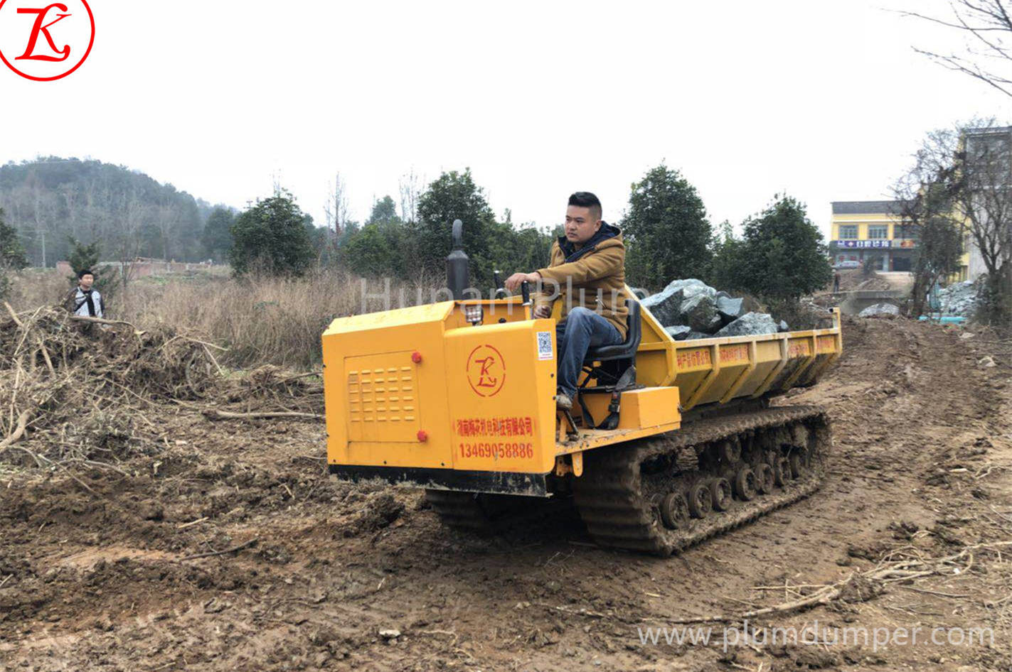Performa Mengemudi Crawler Dumper yang Luar Biasa Dalam Kondisi Jalan yang Kompleks