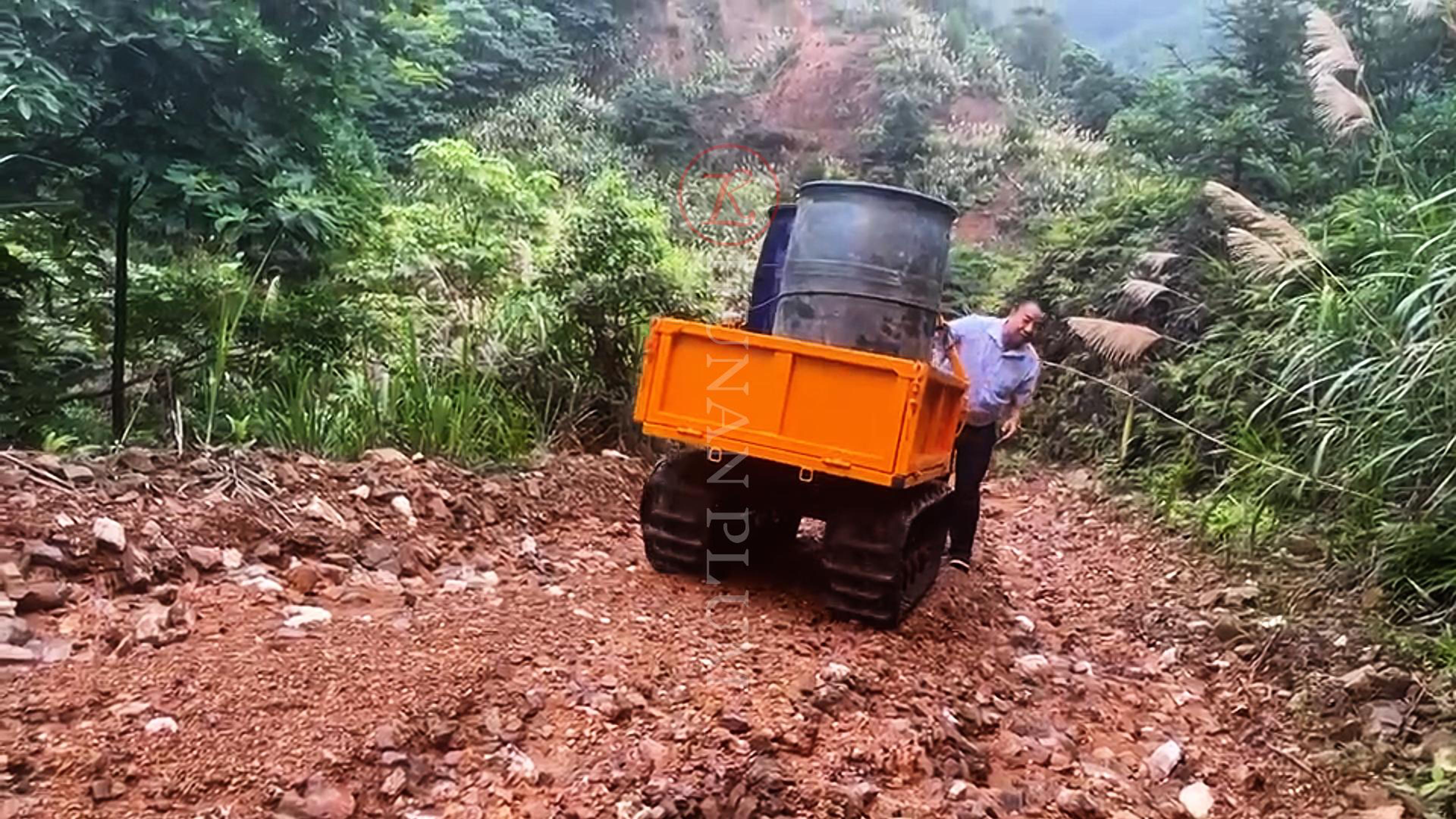 mini上坡-横-封面