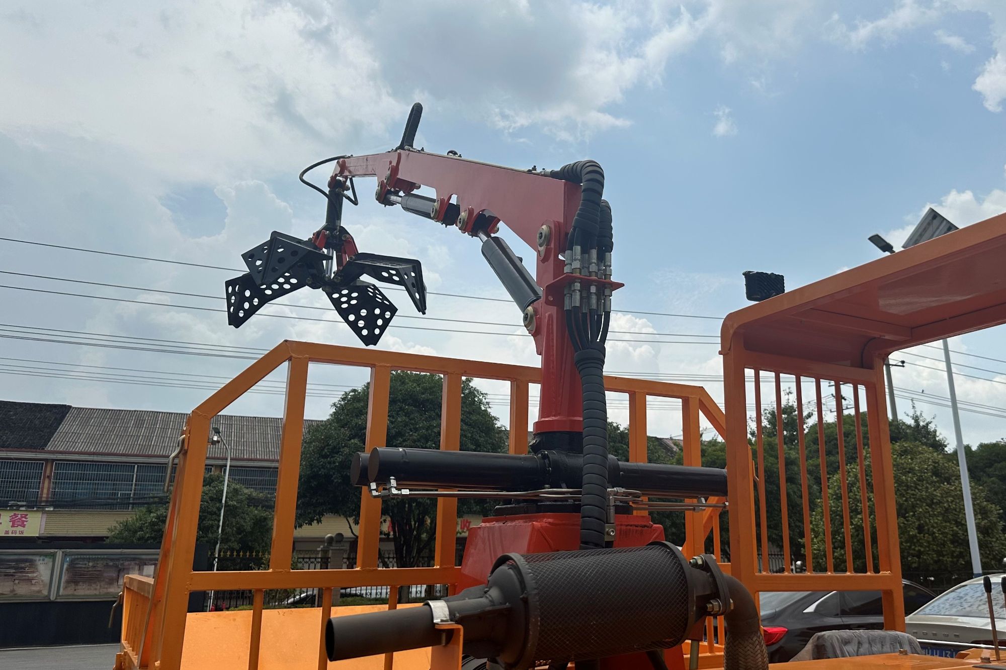 Our NEW Tracked Grab Dump Truck!