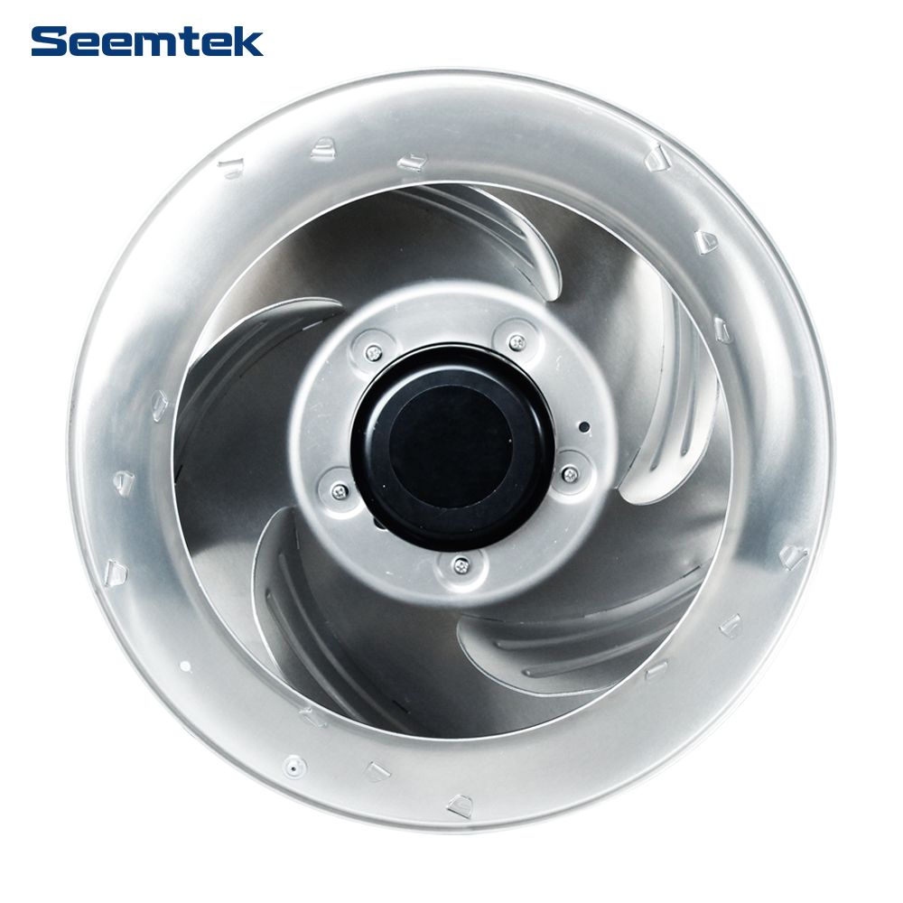 630 mm IP54 380v EC motoriserat pumphjul Hög CFM bakåtriktad luftrenare Centrifugalfläkt