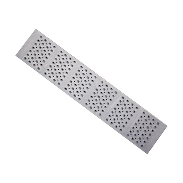 Easy maintenance and cleaning of industrial floor grates