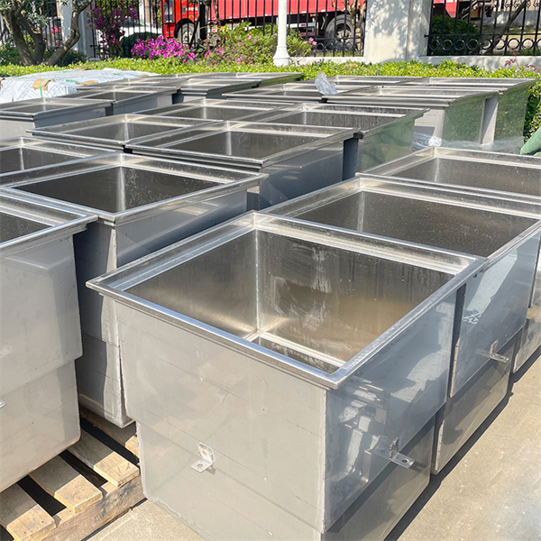 Minimalistic and Low-Maintenance Drainage Solution