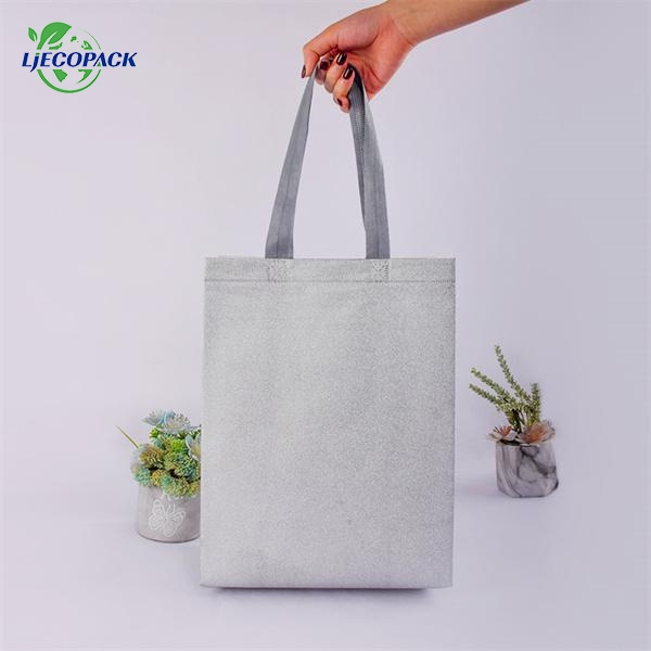 Find out why 100gsm non woven fabric is a popular choice for DIY enthusiasts and professionals alike.