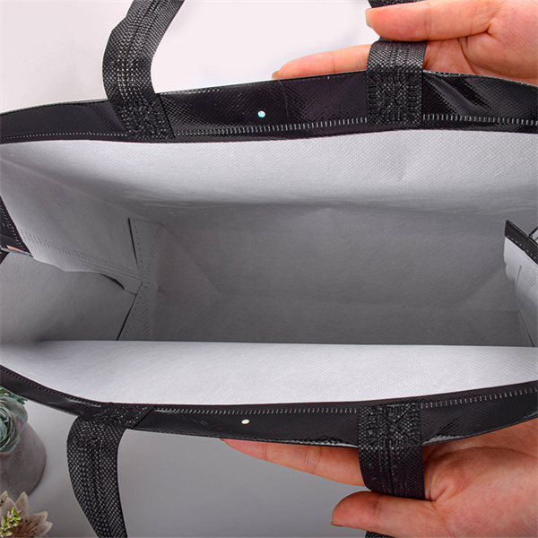 Black Reusable Grocery Bags for the Modern Shopper