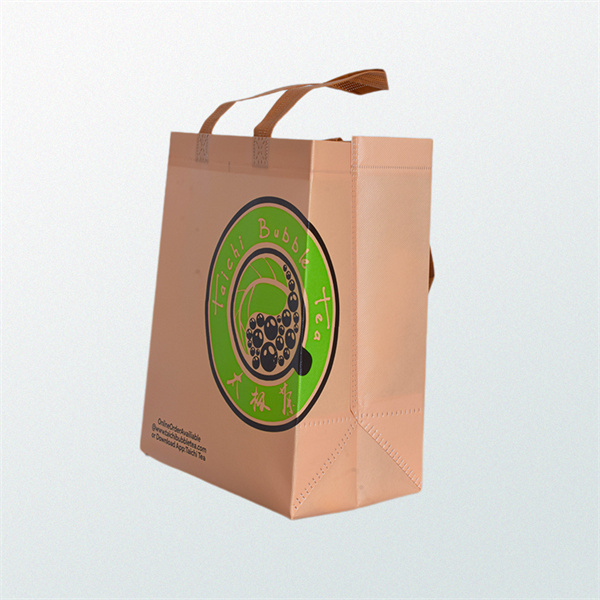 Si mund të ndihmojnë çantat e markës Eco Tote në reduktimin e mbetjeve plastike
