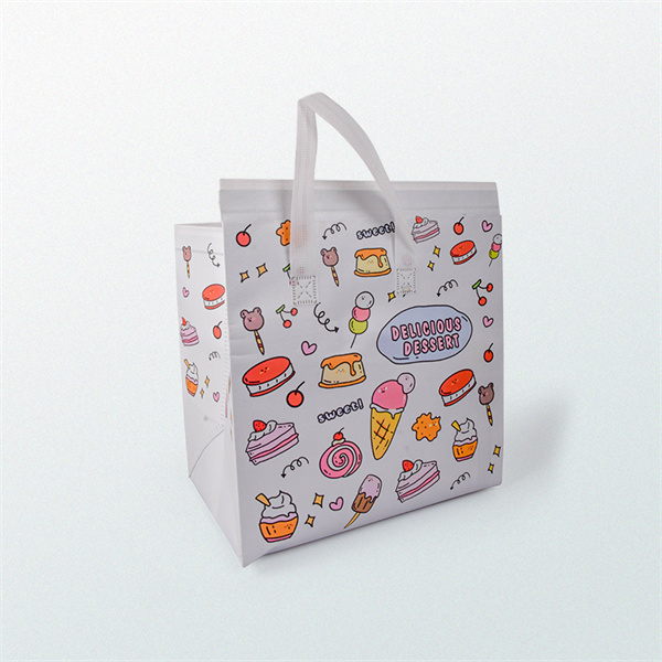 Reduce waste and save space with our collapsible shopping bag collection