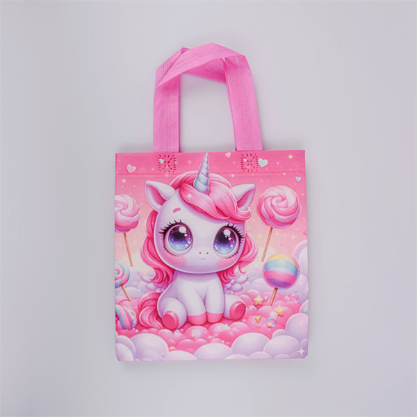 The Manufacturing Process of Custom Made Reusable Bags