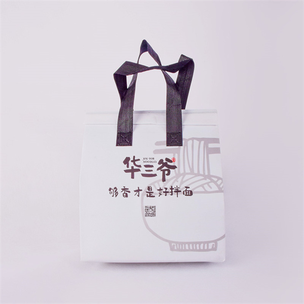 The Advantages of Custom Reusable Bags for Your Business