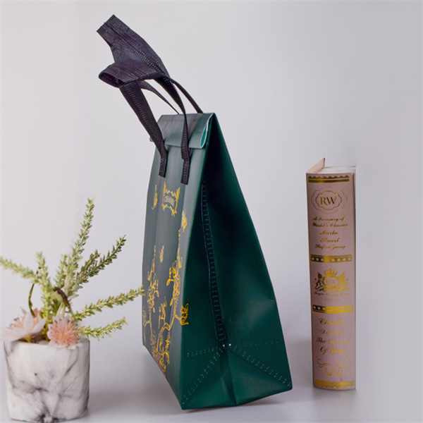 Reduce carbon footprint with a reusable option