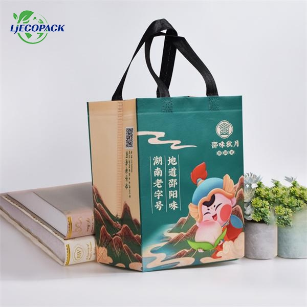 Lightweight and convenient non woven bags for on-the-go needs