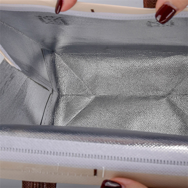 Bring your lunch to work in the most eco-friendly way possible