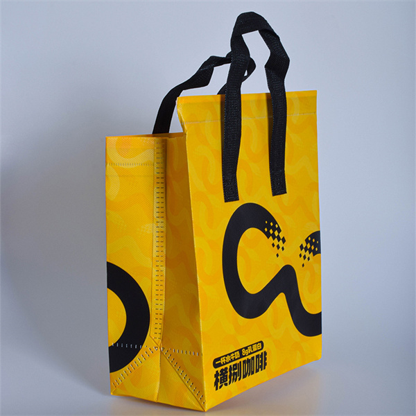 Den Handgemaachte Eco Bag fir de Bewosst Shopper
