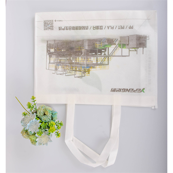 Non woven bags decompose without harming the environment