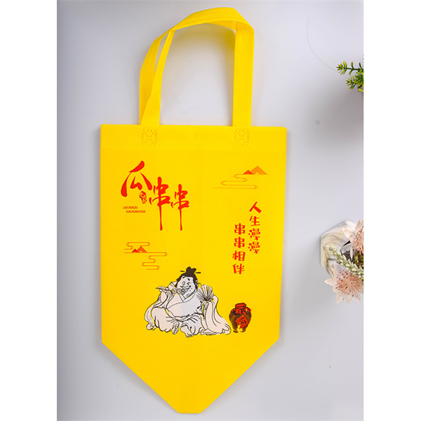 Switching to Non Woven Bags