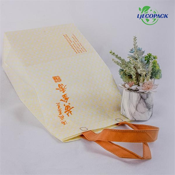 Eco-friendly raw materials for non woven fabric bags.