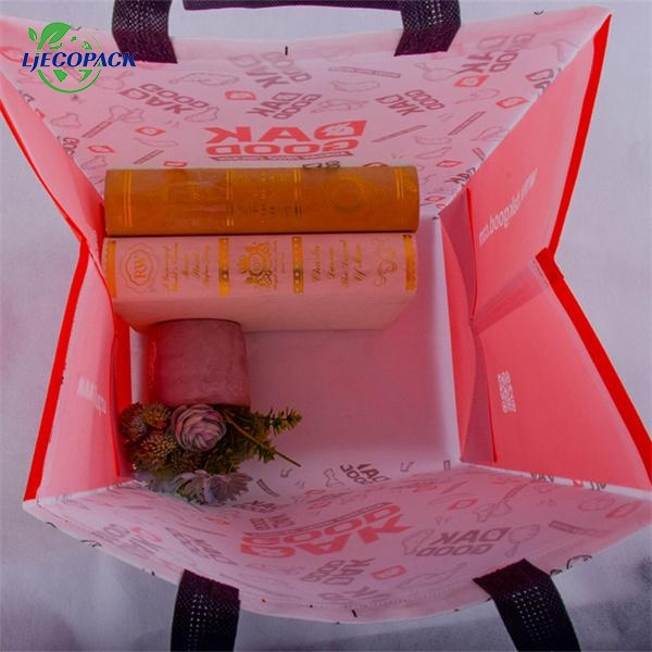 Sustainable Branding with Non Woven Tote Bags Promotional