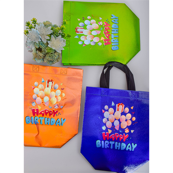 Say goodbye to plastic with organic reusable bags