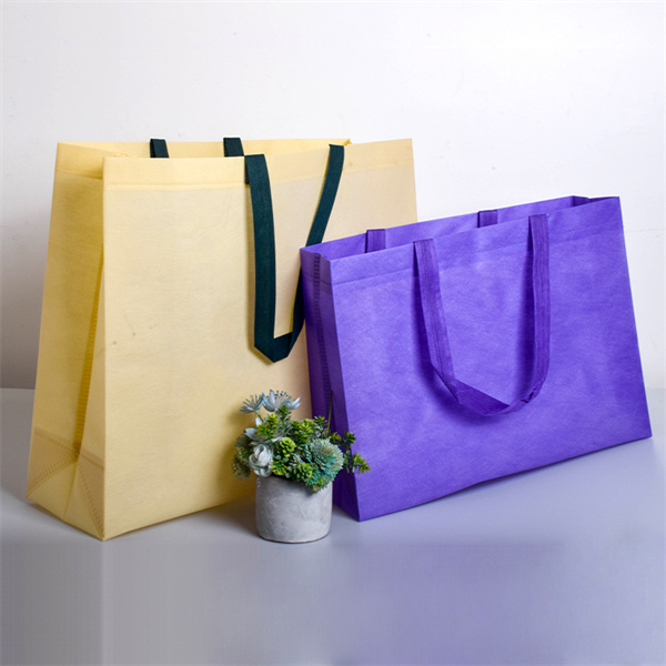 The Versatility of PP Bags in Various Industries
