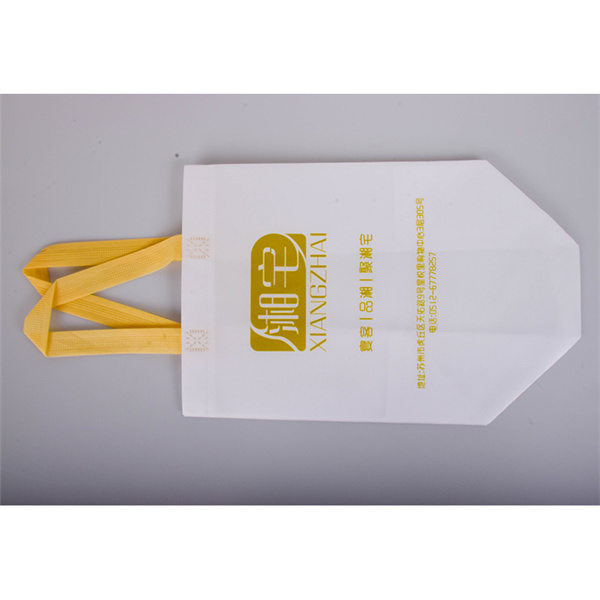 Stay stylish while protecting the planet with our promotional bags