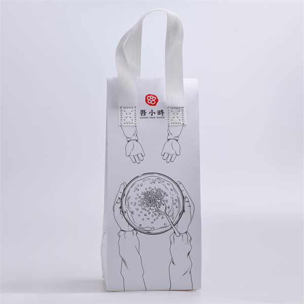 Say goodbye to single-use plastic with reusable produce bags