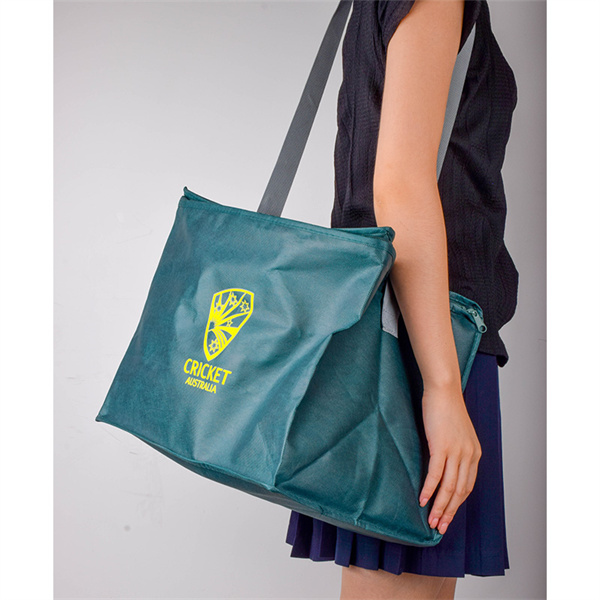 Reduce waste and save the planet with reusable bags