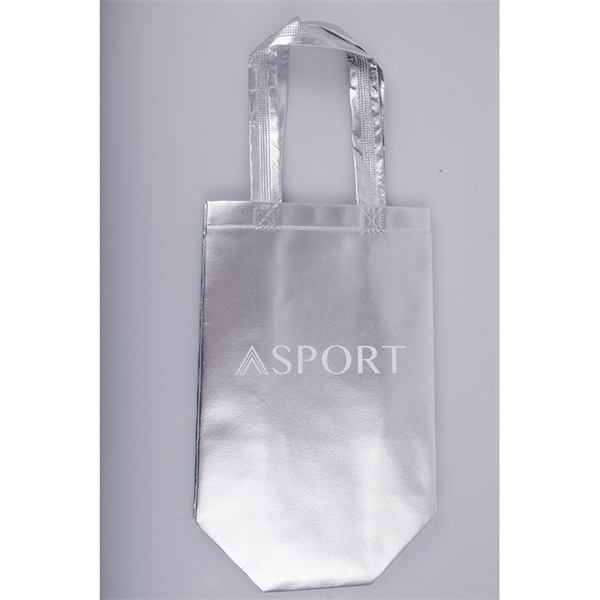 Say goodbye to single-use plastic bags and hello to our reusable option with carrying pouch.