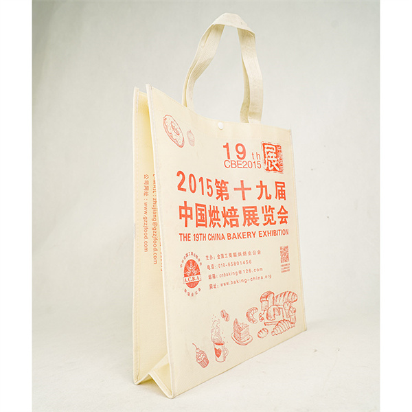 Eco-Friendly Shopping with Reusable Veggie Bags
