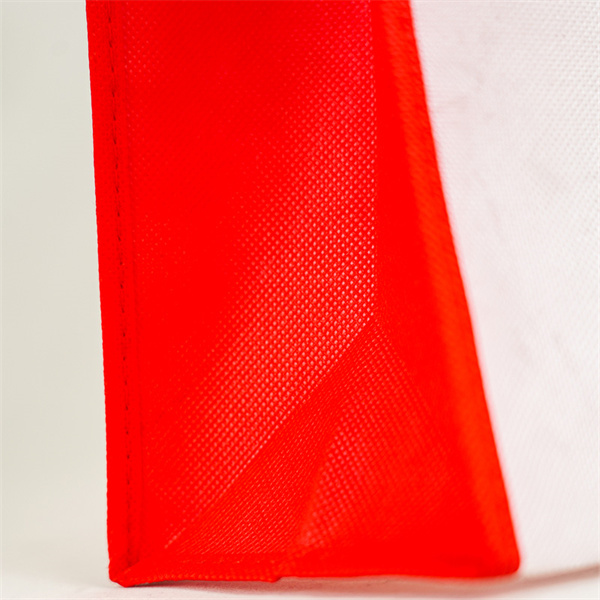 Say goodbye to plastic bags with these fashionable alternatives.