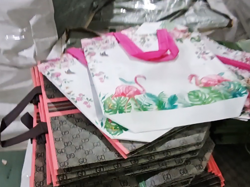 top features to look for in durable shopping bags