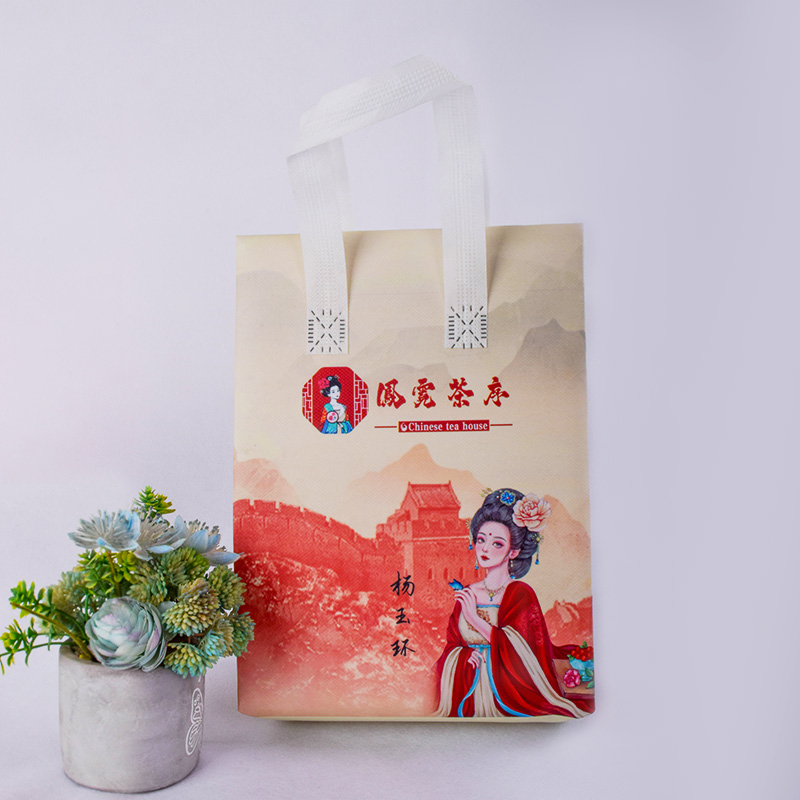 Delivery insulated bag with Chinese style elements