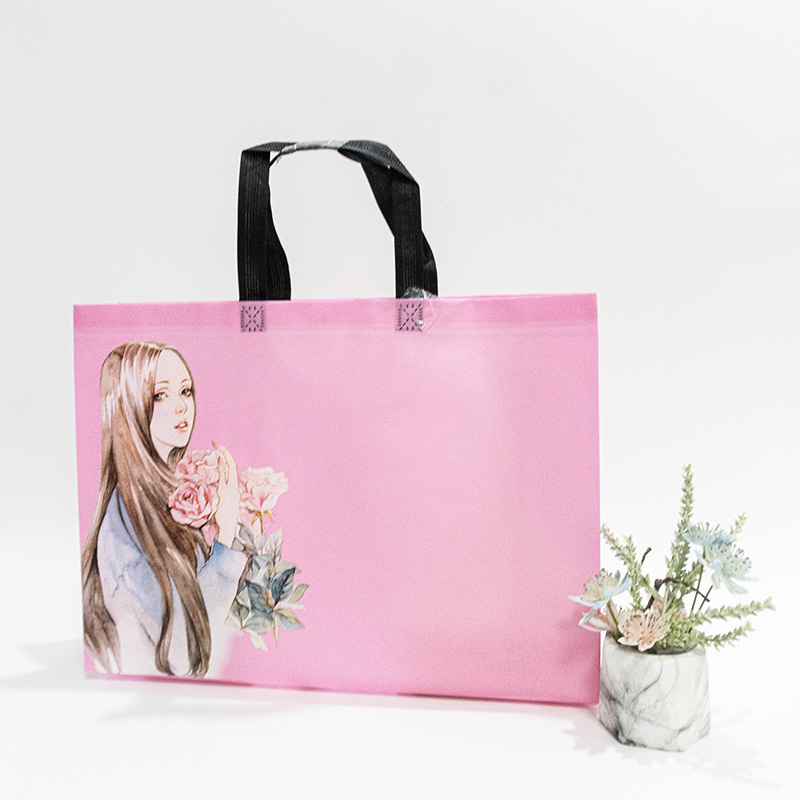 Environmentally friendly totes used as a women's shopping bag