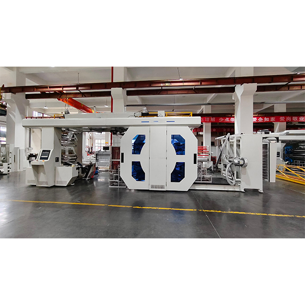 Customizing pill paper bags for medicine with advanced flexo printing.