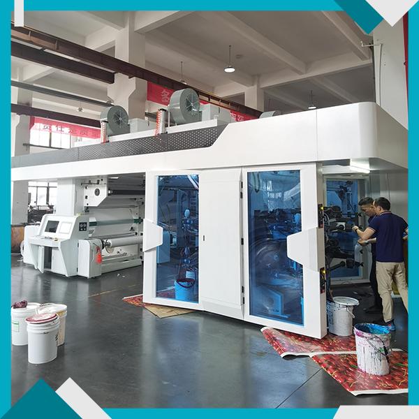 The advantages of using flexo printing machines for spunbond nonwoven fabric.