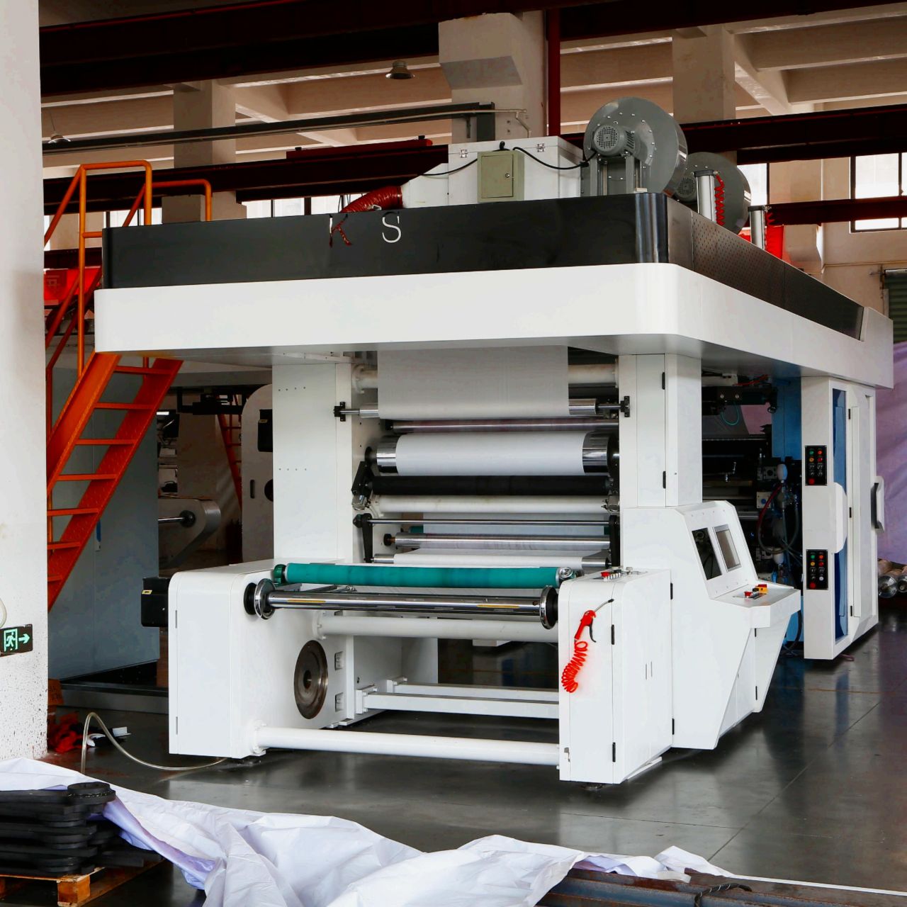 Why Valve Bags are Ideal for Packaging Powder Adhesive for Tiles