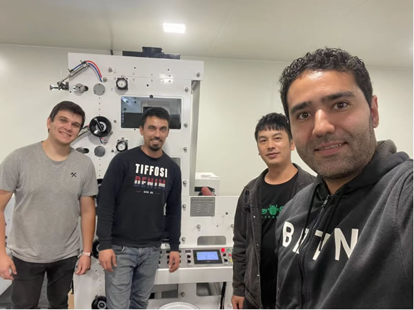 Mesin Cetak Flexo Tipe Stack 4 Warna untuk Kantong Sterilisasi di Portugal