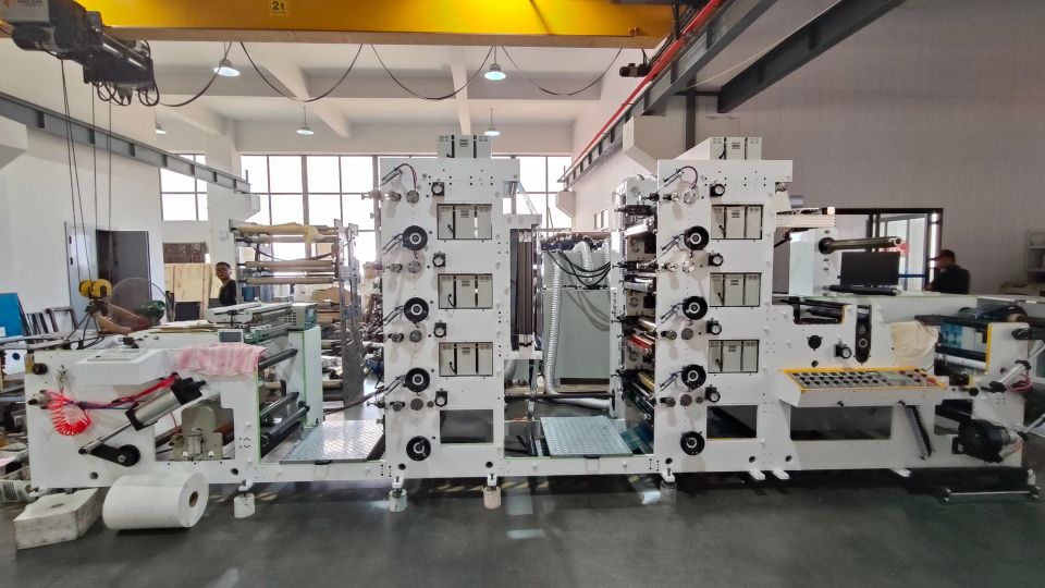 3-Stacked Flexo Printing Machinery for Art Paper Sticker