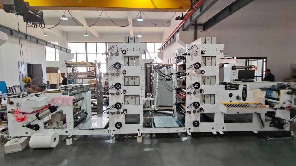 配图1-Flexo Printing Machine for Beverage Labels