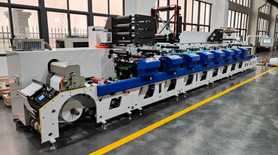 配图8-Flexo Printer for Shampoo Labels