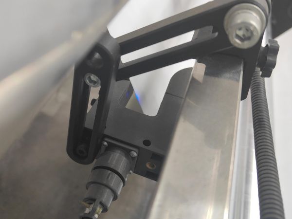 -Auto Web Guiding System