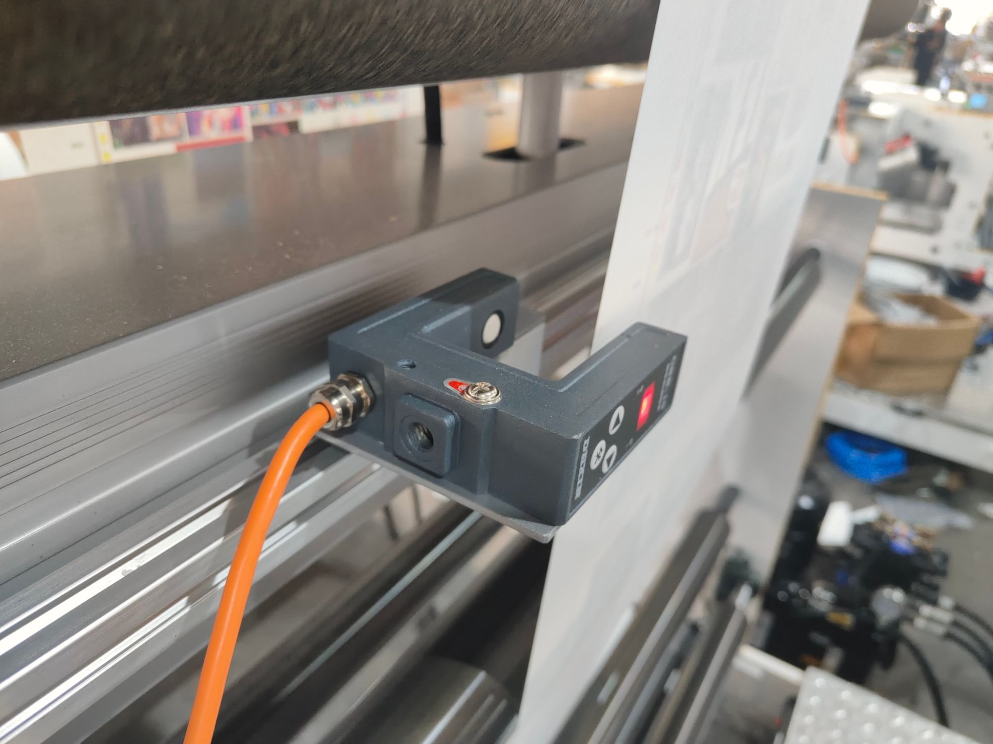 Auto Web Guide System