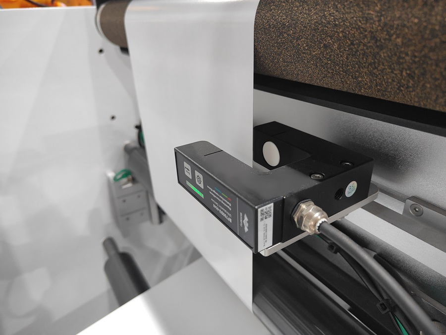 Auto Web Guide System 2