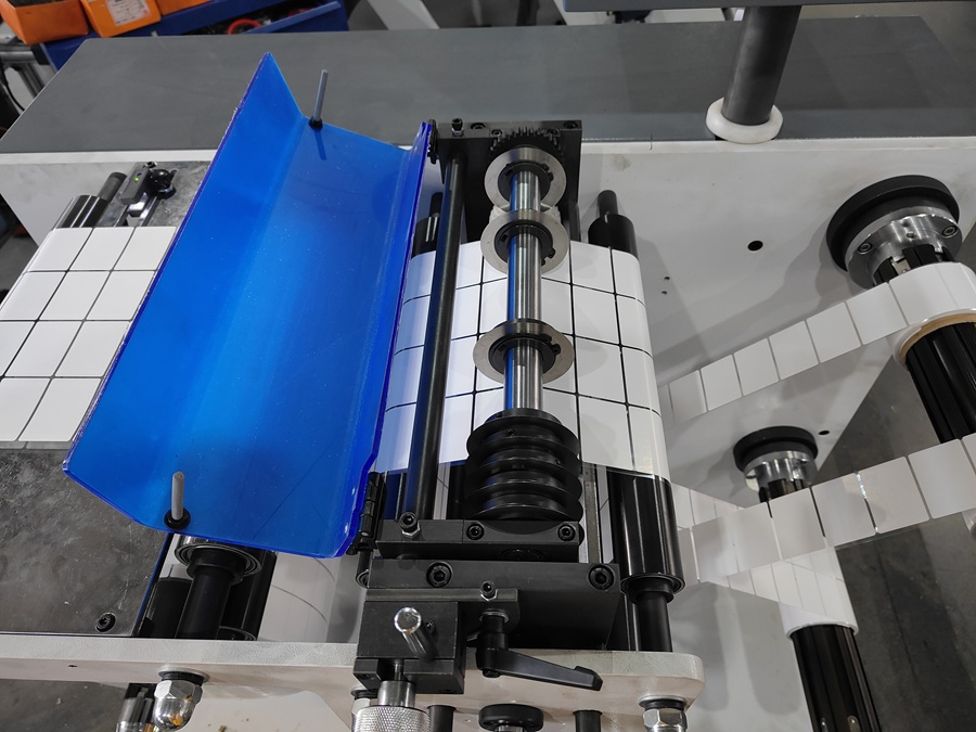 Slitting Unit1