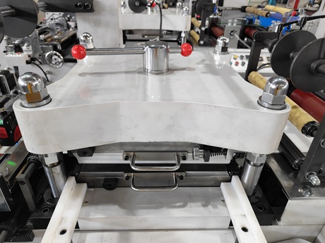 Die Cutting Station
